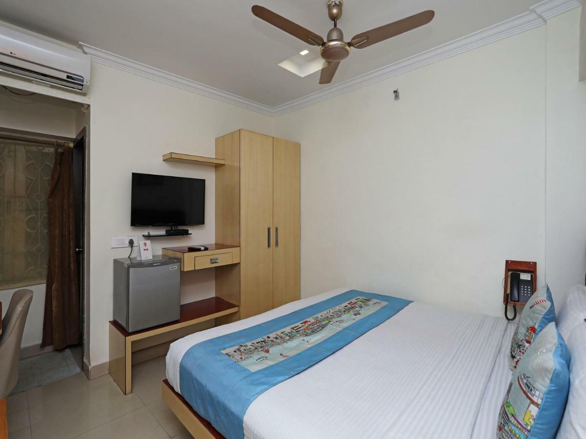 Oyo 3019 Hotel Lingaraj ブバネーシュワル エクステリア 写真